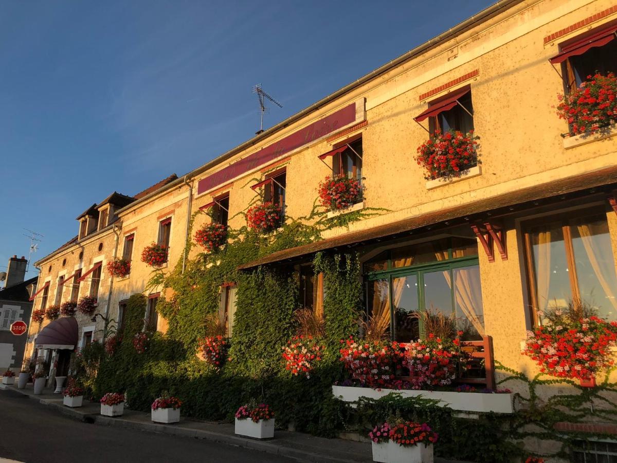 Hotel De La Loire Saint-Satur Zewnętrze zdjęcie